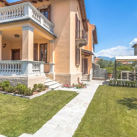 Elena Villa Mezzegra